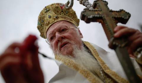 Head of Greek Church Says He Won't Kick Russian Monks Off Mount Athos If They Keep Their Mouths Shut